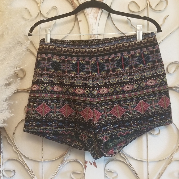 Ecote shorts size 10 Bohemian tapestry - Picture 2 of 16